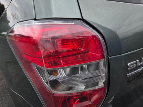 Used 2015 Subaru Forester 2.5i Premium w/ All-Weather Package AWD/4WD image 13