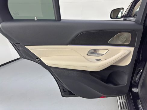 Used 2022 Mercedes-Benz GLE 350 GLE 350 w/ Premium Package image 47