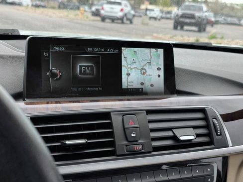 Used 2017 BMW 330i xDrive Sedan AWD/4WD image 19
