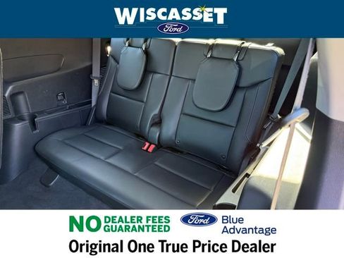 Certified 2022 Ford Explorer XLT w/ Equipment Group 202A image 8