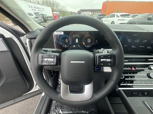 New 2025 Hyundai Santa Fe SE image 14