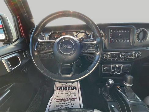Used 2021 Jeep Wrangler Unlimited Sport AWD/4WD image 5