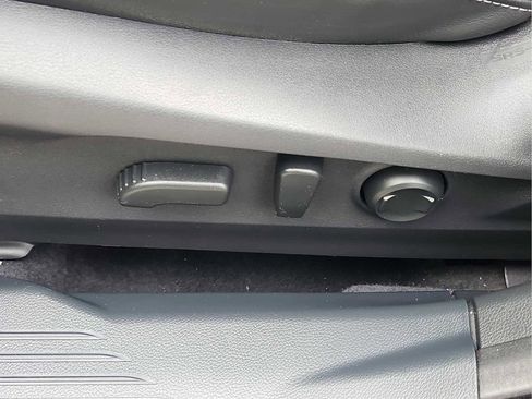 Used 2022 Subaru Outback Limited AWD/4WD image 16