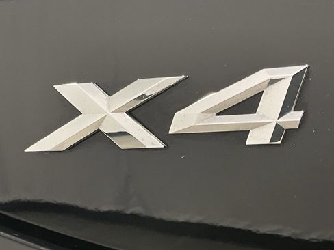 Used 2023 BMW X4 xDrive30i w/ Premium Package image 25