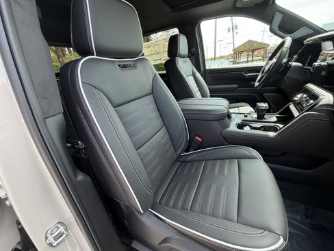 New 2026 GMC Sierra 1500 AT4X AWD/4WD image 28