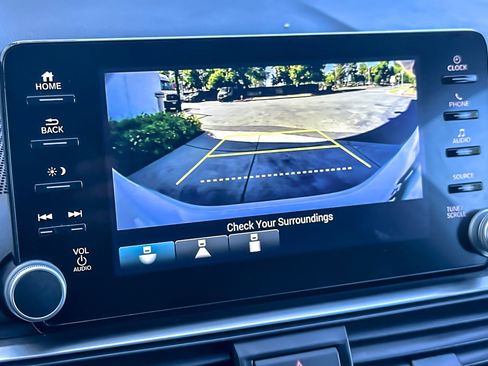 Used 2022 Honda Accord Sport image 23