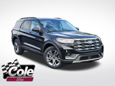 New 2026 Ford Explorer Active w/ Active Comfort Package image 1