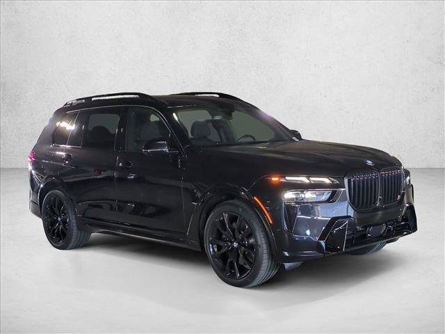 Used 2026 BMW X7 xDrive40i w/ M Sport Package AWD/4WD image 3