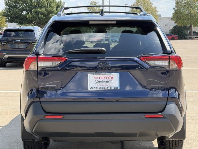 Used 2025 Toyota RAV4 XLE Premium FWD image 5