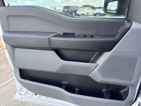 Used 2024 Ford F250 XL w/ XL Chrome Package RWD image 10