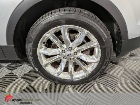 Used 2015 Ford Explorer XLT w/ Equipment Group 202A AWD/4WD image 51