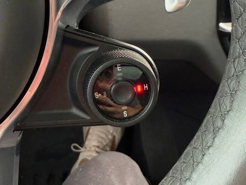 Used 2022 Porsche Cayenne E-Hybrid image 21