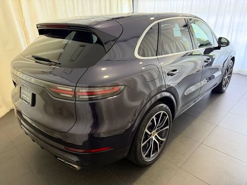 Certified 2019 Porsche Cayenne Turbo AWD/4WD image 9