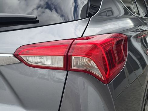 Certified 2020 Buick Envision Essence w/ LPO, Cargo Package image 8