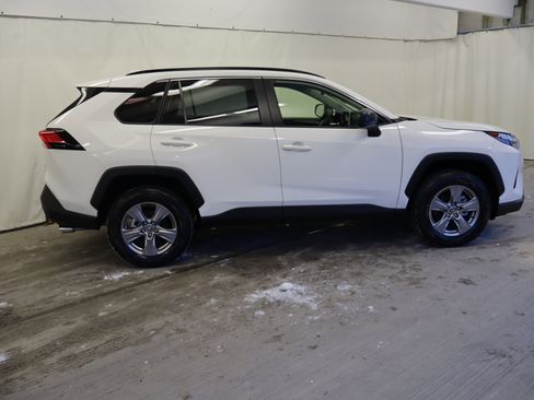 Used 2025 Toyota RAV4 LE image 4