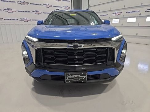 New 2026 Chevrolet Equinox ACTIV w/ Convenience Package III AWD/4WD image 11