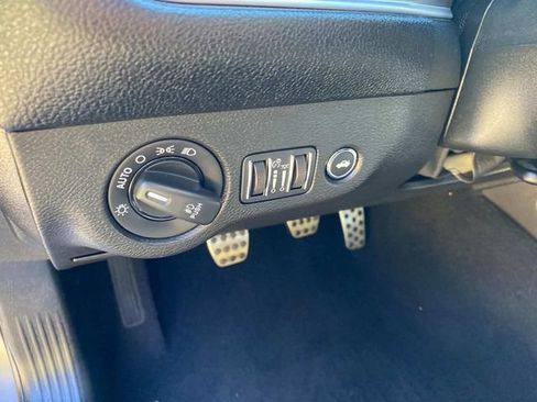 Used 2022 Dodge Challenger R/T Scat Pack image 14