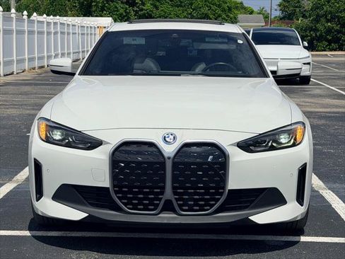Used 2023 BMW i4 eDrive35 w/ Premium Package RWD image 13