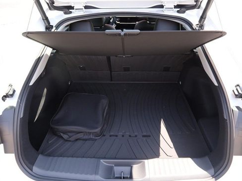 New 2026 Toyota Prius Plug-In Hybrid FWD image 7