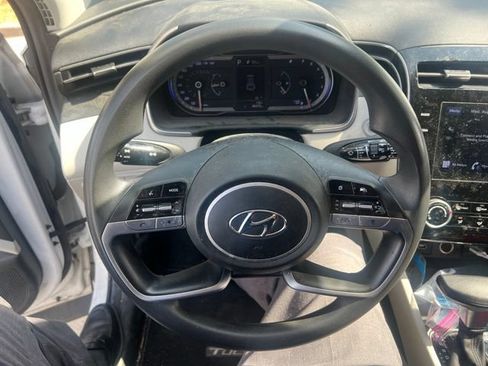 Used 2022 Hyundai Tucson SEL FWD image 5