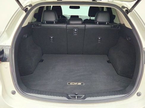 Used 2020 MAZDA CX-5 Touring image 23