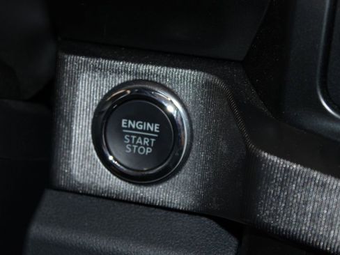 Certified 2025 Ford F350 Platinum image 46