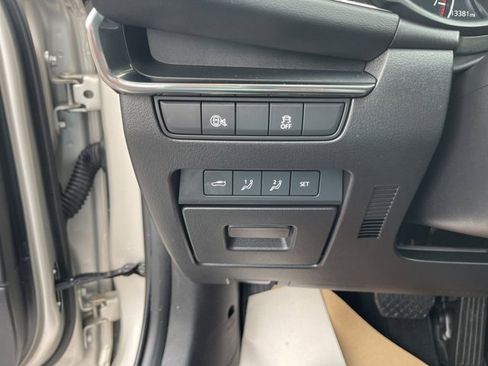 Used 2025 MAZDA MAZDA3 s image 25