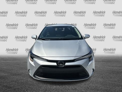 Used 2026 Toyota Corolla LE FWD image 3