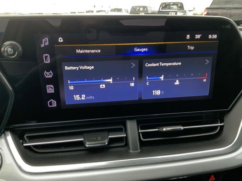 Used 2024 Chevrolet Trax LT w/ Driver Confidence Package image 39