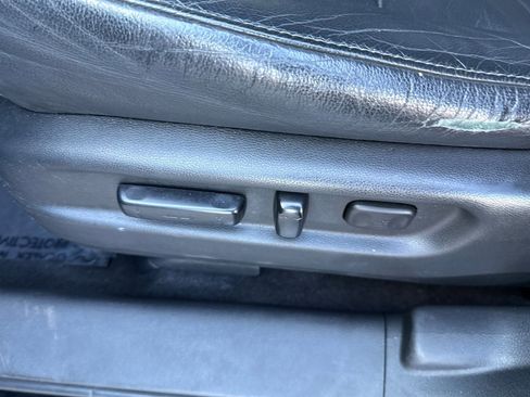 Used 2016 Honda Pilot Touring image 13