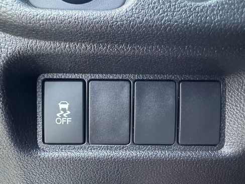 Certified 2017 Honda Pilot LX image 14