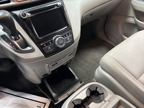 Used 2017 Honda Odyssey Touring image 24