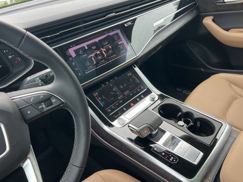 Used 2025 Audi Q8 Premium Plus w/ Premium Plus Package AWD/4WD image 26