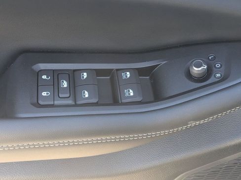 New 2026 Jeep Grand Cherokee Altitude AWD/4WD image 15