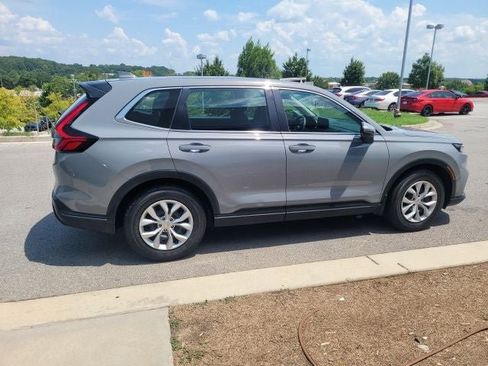 Certified 2024 Honda CR-V LX image 9