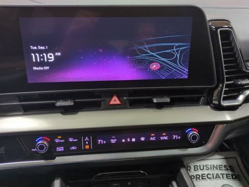 Certified 2023 Kia Sportage EX AWD/4WD image 24