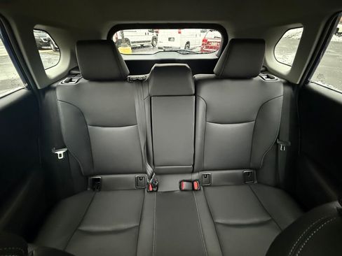 Used 2024 Toyota Corolla Cross XLE image 14