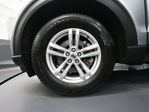 Used 2022 Ford Explorer 4WD image 16
