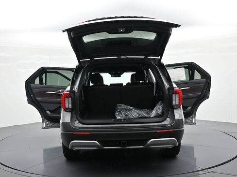 New 2026 Ford Explorer Platinum image 34