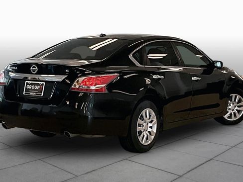 Used 2015 Nissan Altima 2.5 S w/ Power Driver Seat Package FWD image 12