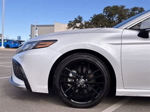 Used 2023 Toyota Camry XSE image 14