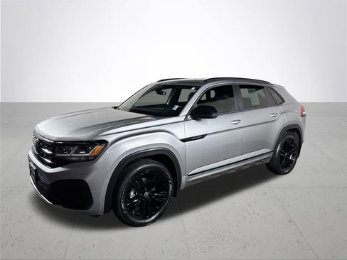 Certified 2023 Volkswagen Atlas Cross Sport SEL R-Line AWD/4WD image 2