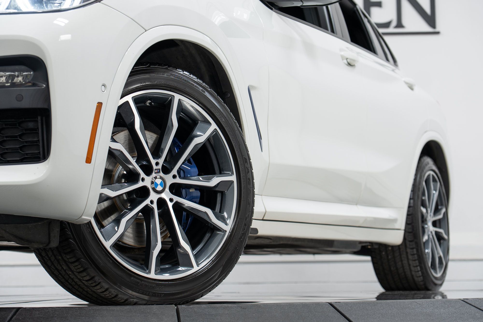 Used 2021 BMW X4 xDrive30i AWD/4WD image 27