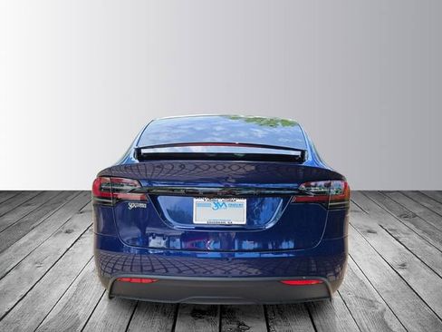 Used 2024 Tesla Model X AWD/4WD image 4