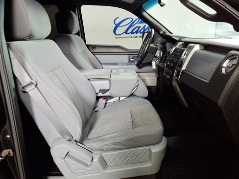 Used 2012 Ford F150 XLT w/ XLT Chrome Pkg image 12