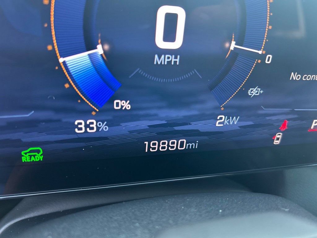 Used 2024 Chevrolet Equinox EV RS FWD image 45