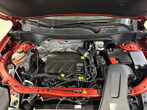 Certified 2024 Chevrolet Trax ACTIV image 36