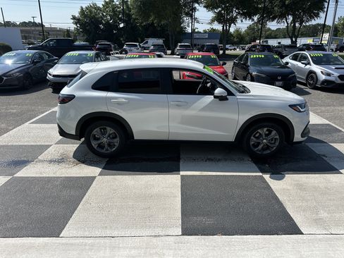 Used 2026 Honda HR-V LX image 5