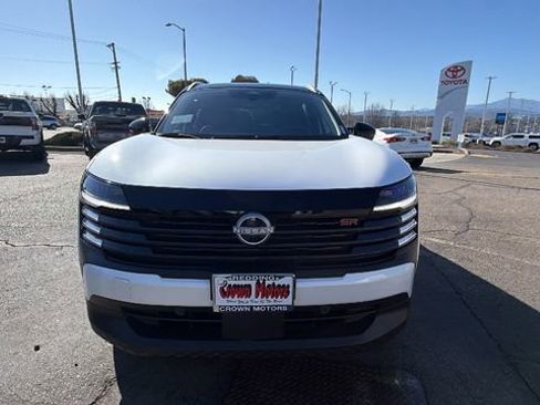 New 2026 Nissan Kicks SR w/ SR Premium Package image 8