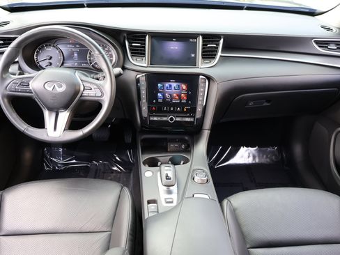 Certified 2023 INFINITI QX50 Luxe w/ Accent Package image 18